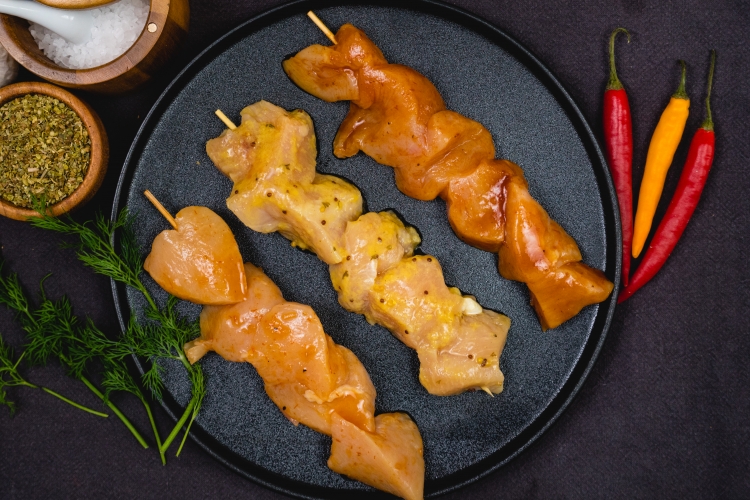 Brochette de poulet ail & miel sans légume *