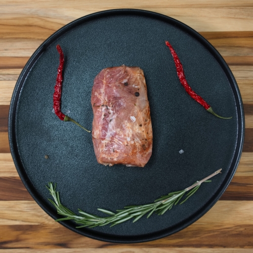 Filet de porc marinés aux 3 poivres (5-7 par boite) boite complète